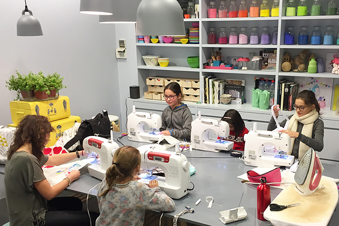 Cours couture jeunes Cours couture jeunes